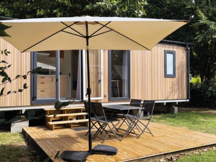 Camping pour 4 personnes, avec terrasse, animaux acceptés dans le Cher