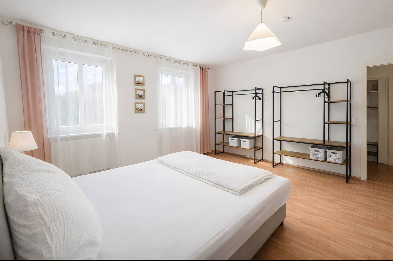 Ganze Wohnung, Ferienwohnung 'Sweet Home' mit Balkon und Wlan in Friedrichshafen, Region Bodensee-Oberschwaben