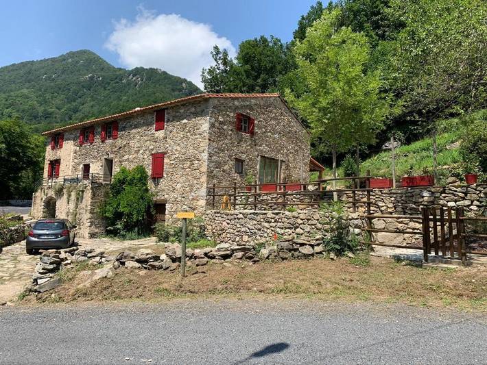 Gîte pour 10 personnes, avec jardin et vue, adapté aux familles à Prats-de-Mollo-la-Preste - 3
