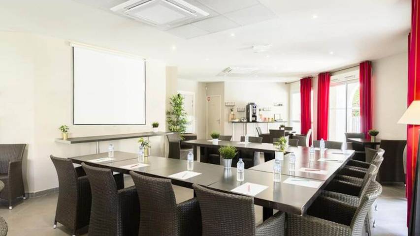 Location de vacances pour 7 personnes, animaux acceptés à Rousset