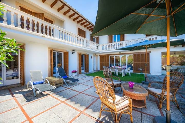 Ferienhaus für 8 Personen, mit Garten, kinderfreundlich in Llucmajor