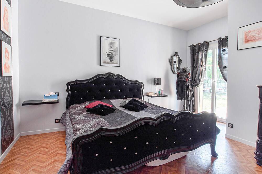 Lovely home in Saint Cezaire in Saint-Cézaire-sur-Siagne, Region de Cannes