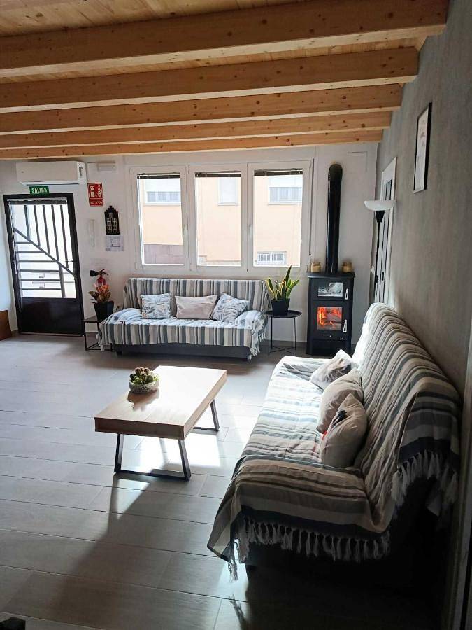 Casa rural para 7 personas, con terraza en Casas del Monte