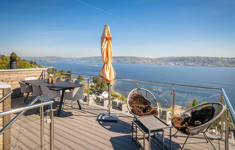 Ferienhaus für 6 Personen mit Ausblick in Hurum
