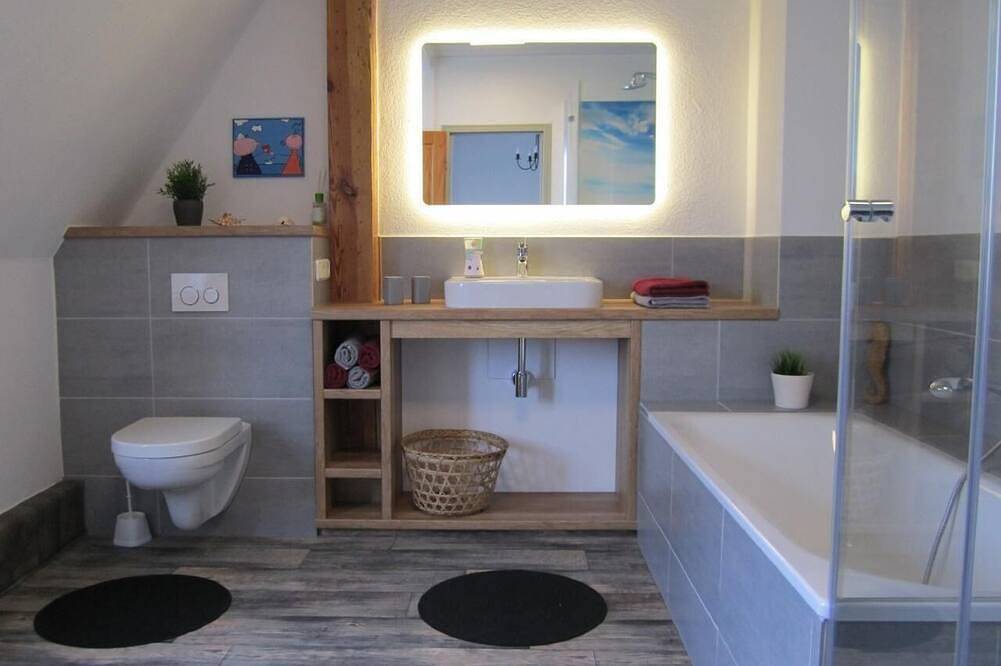 Ganze Wohnung, Wohnung in Gießelrade mit Großem Garten in Ahrensbök, Ostholstein