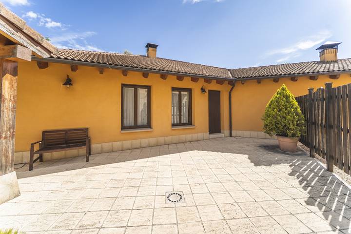 Finca für 8 Personen, mit Balkon und Garten - 1