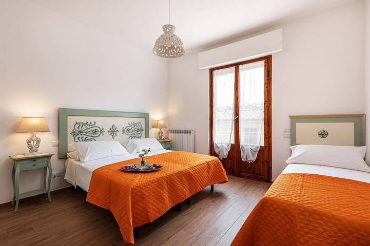Ganze Wohnung, Canaiolo holiday home with mini-pool in the center of Greve in Chianti in Greve In Chianti, Chianti