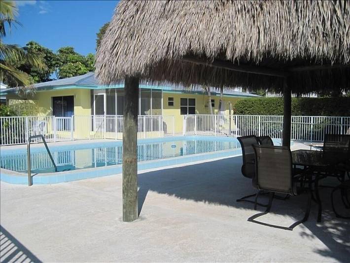 Vacation rental for 6 people, with pool and terrace in Duck Key