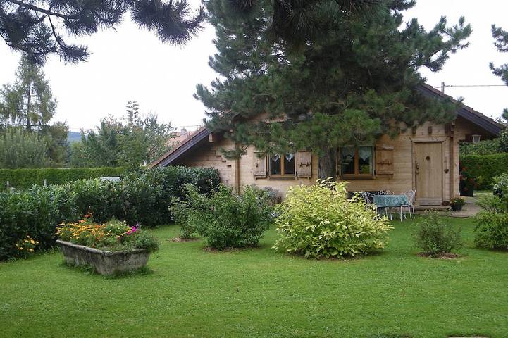 Chalet pour 6 personnes, avec terrasse et jardin