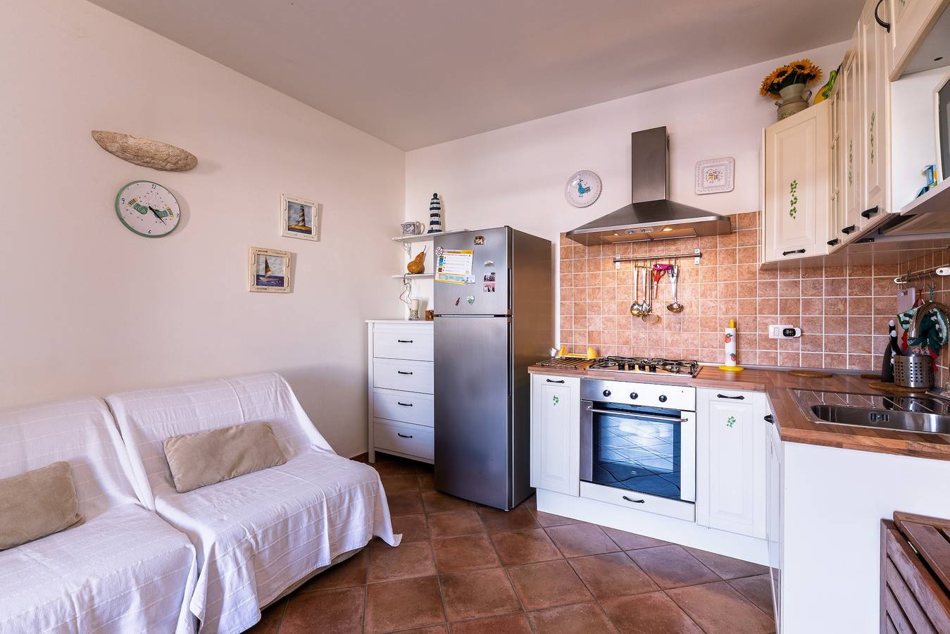 Appartamento intero, Appartamento 'Casa Vacanze Melo' con Terrazza Privata, Giardino Privato e Aria Condizionata in Murta Maria, Gallura