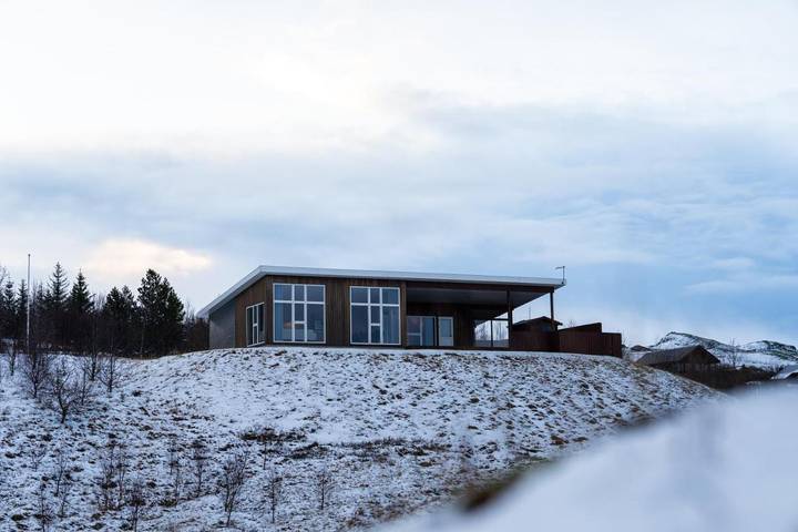 Casa rural para 8 personas, con terraza y jardín además de sauna y vistas en Islandia