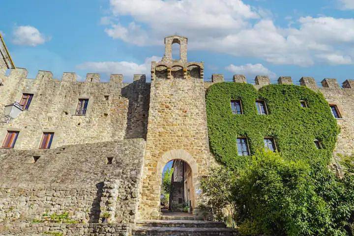 Gîte pour 6 personnes, avec terrasse et vue ainsi que jardin et piscine à Gualdo Cattaneo - 2