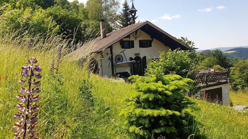 Ferienhaus für 6 Personen, mit Balkon und Terrasse sowie Garten und Ausblick in Neukirchen (Niederbayern) - 2