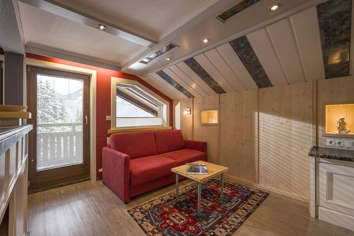 Entire apartment, Top 2 - House Gredler Mayrhofen in Mayrhofen, Ziller valley alps