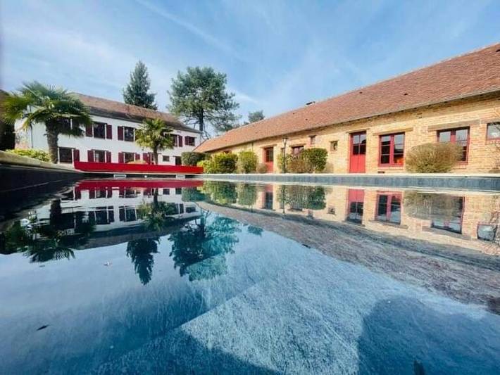 Gîte pour 14 personnes, avec vue ainsi que piscine et jardin à Lamotte-Beuvron - 2