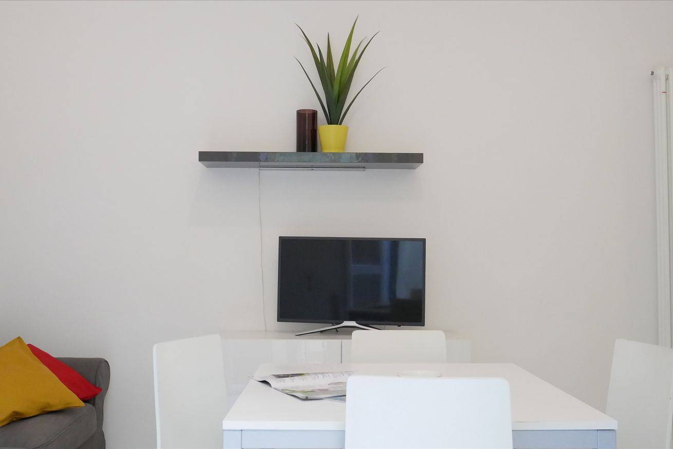 Guesthost - New!In the Heart of Bologna! Charming Apt+Terrace!, foto 7
