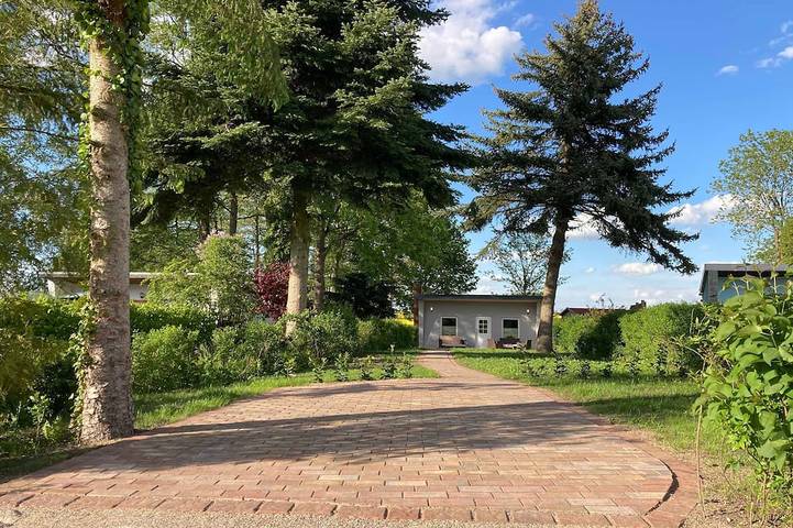 Ferienhaus für 3 Personen, mit Garten und Terrasse in Lalendorf