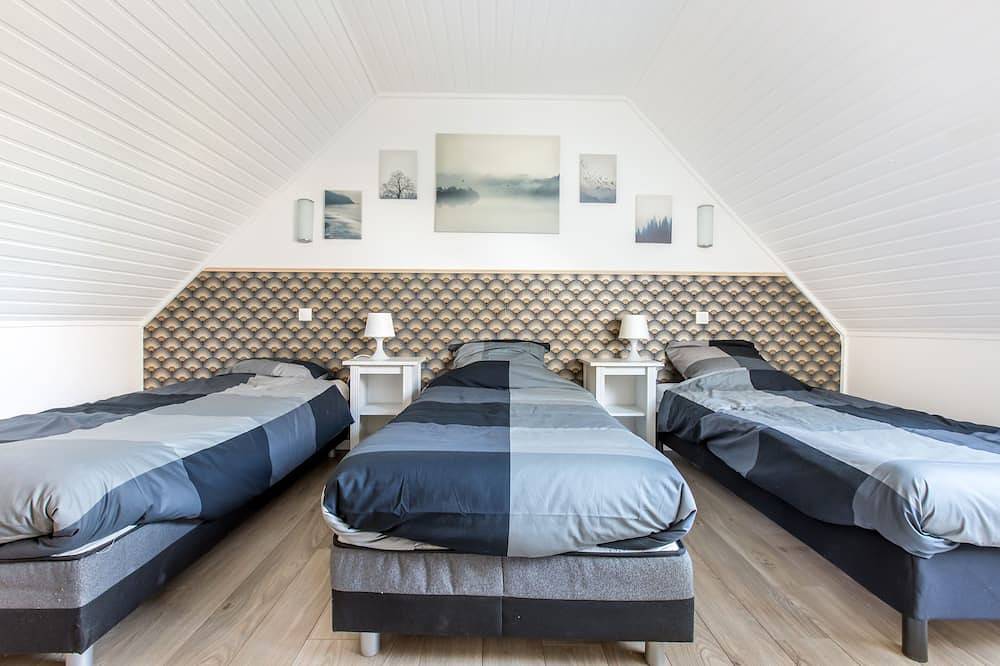 Maison Alice, Maison de Campagne Avec Grand Jardin in Comines, Lille und Umgebung