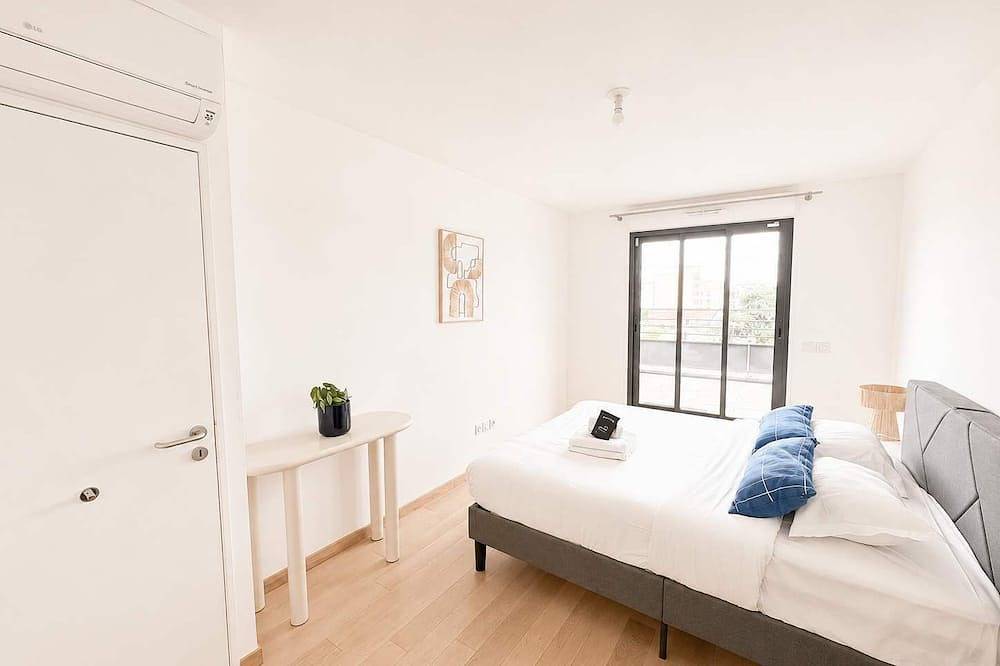 Ganze Wohnung, Appartement 2 chambres avec terrasse a Courbevoie in Courbevoie, Hauts-de-Seine