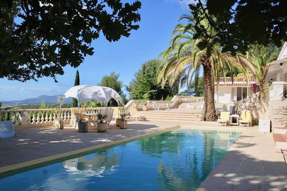 Propriété Exceptionnelle Côte D'azur - vue mer Panoramique - Piscine - Tennis in Ollioules, Region de Toulon