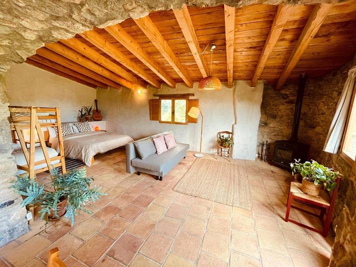 Casa rural para 4 personas, con vistas y jardín además de piscina y balcón en Ripollès - 4