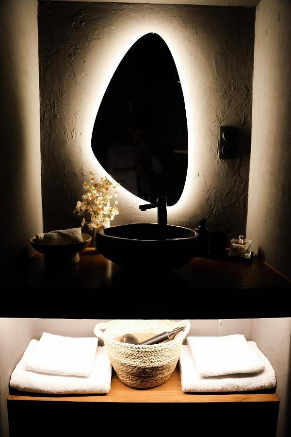 Gîte pour 2 personnes, avec sauna et jacuzzi dans Arnouville Les Gonesse - 4