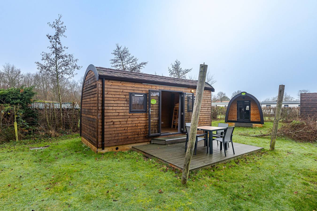 Duinlodge 4p - Camping Duinhoeve - Zeeland | glamping met het hele gezin | Maireweg 7  in Burgh-Haamstede, Zeeuwse Kust