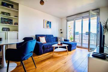Appartement De Vacances pour 4 Personnes dans Puteaux, Hauts-de-Seine, Photo 4