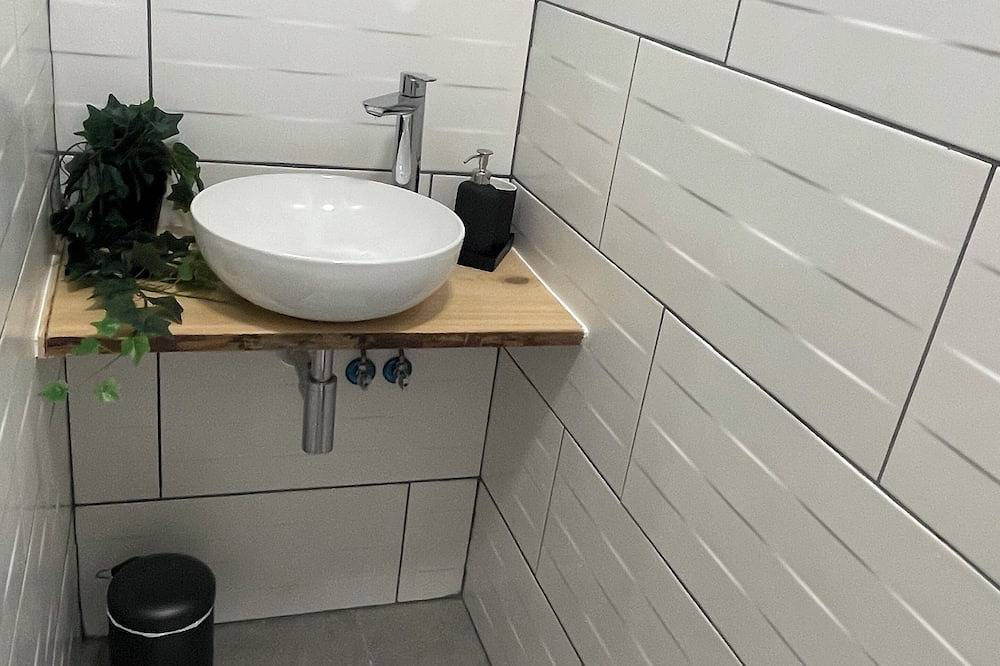 Entire apartment, 💫appartement 2 Pers- Wifi Fibre💫 in Corbeil-Essonnes, Essonne