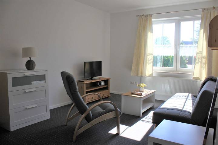 Ferienwohnung für 2 Personen, mit Terrasse und Garten sowie Seeblick und Ausblick in Niendorf (Poel)