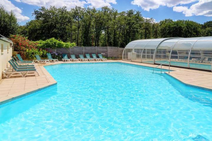 Camping pour 2 personnes, avec piscine, animaux acceptés dans Centre-Val de Loire - 2