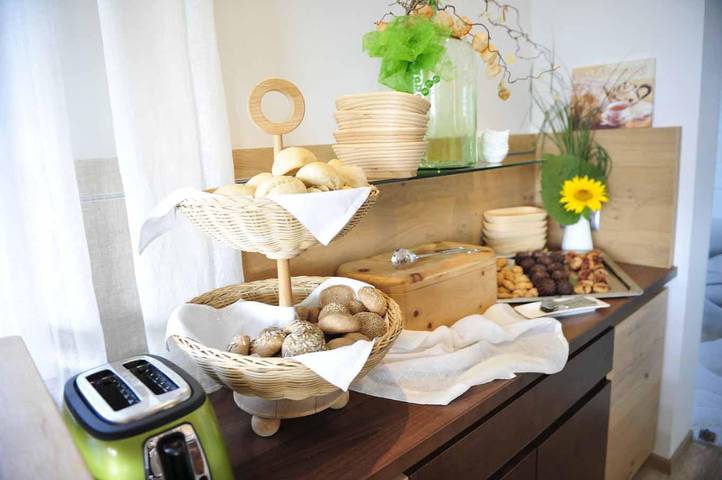 Doppelzimmer Balkon in Karawanken und Bachergebirge, Villach