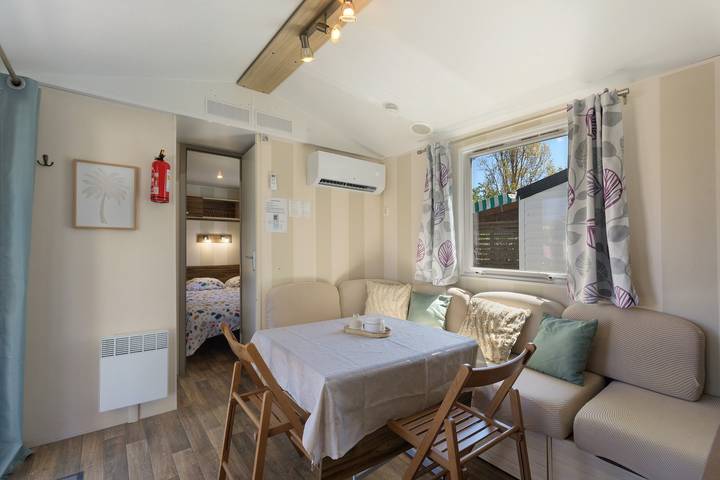 Mobil-home 6 personnes près de Sète & Montpellier dans camping 4 étoiles in Vic-la-Gardiole, Côte méditerranéenne (France)