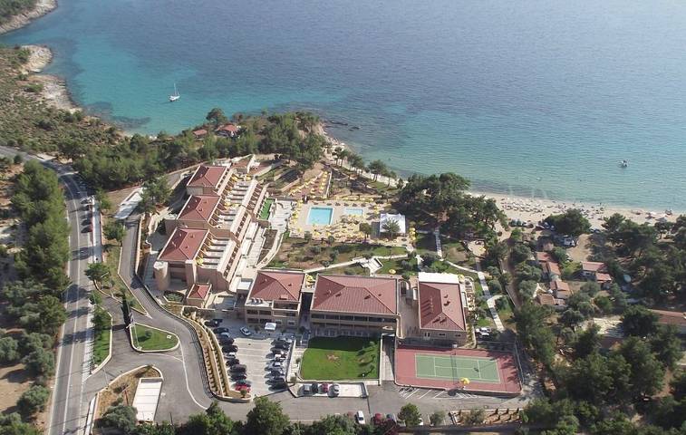 Bungalow für 2 Personen, mit Balkon und Whirlpool sowie Terrasse und Garten auf Thassos