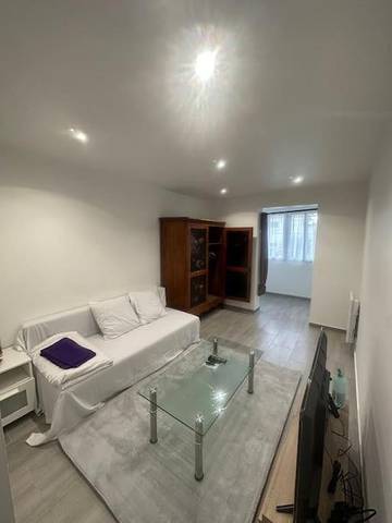 Gîte pour 2 personnes, avec terrasse à Montfermeil
