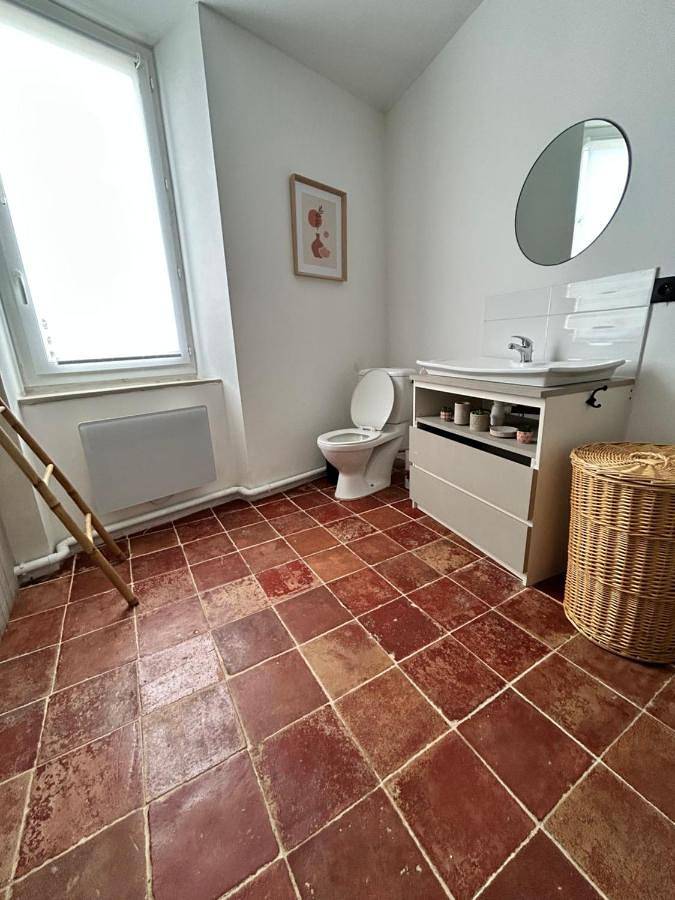 Appartement entier, Three-Bedroom Apartment in Pieusse, Région de Limoux