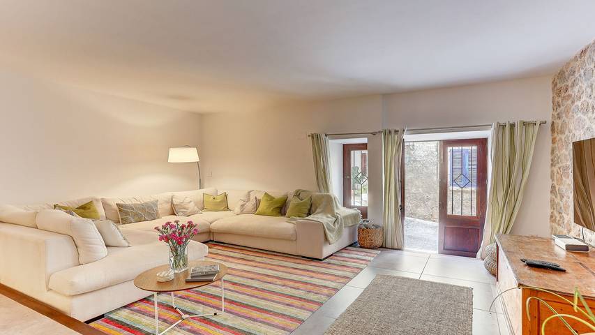 Ferienhaus für 8 Personen, mit Terrasse in Pollença - 4