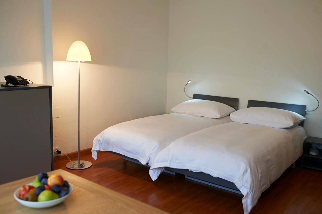 Ganze Wohnung, Congress Apartments by Hotel du Commerce in Basel Zustellkreis, Basel
