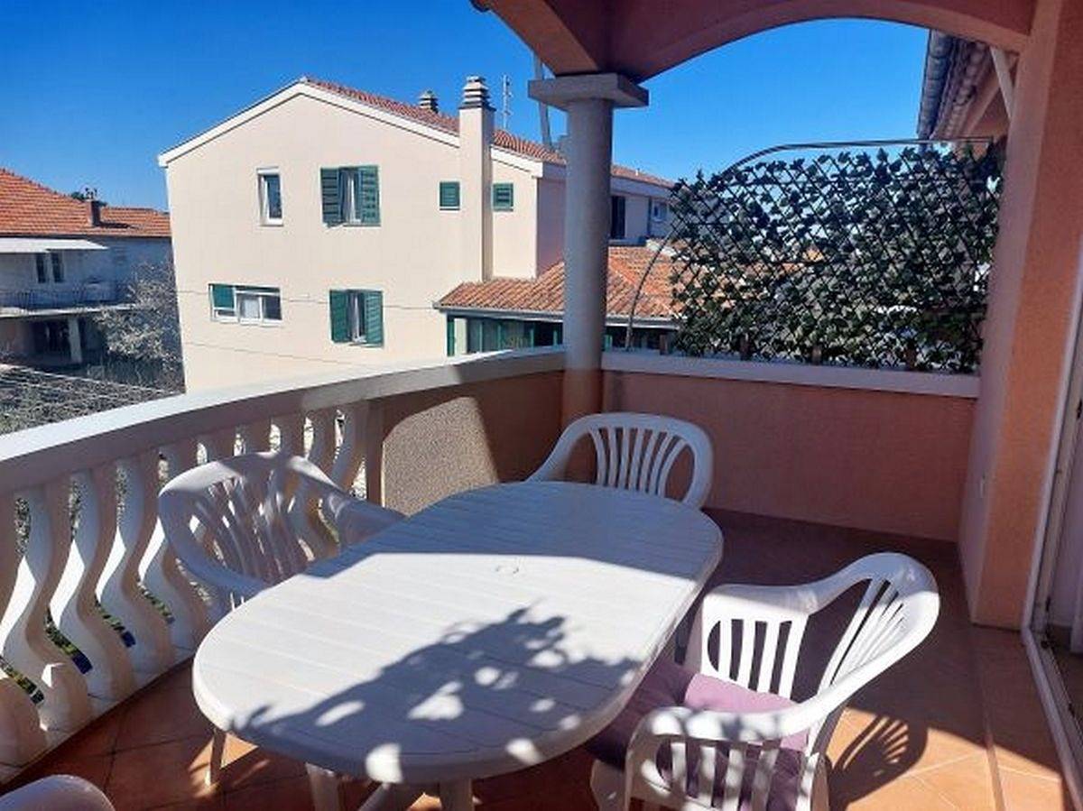 Ganze Wohnung, 2-Zimmer-Ferienwohnung mit Terrasse Biograd na Moru, Biograd A-20756-b in Biograd na Moru, Zadar