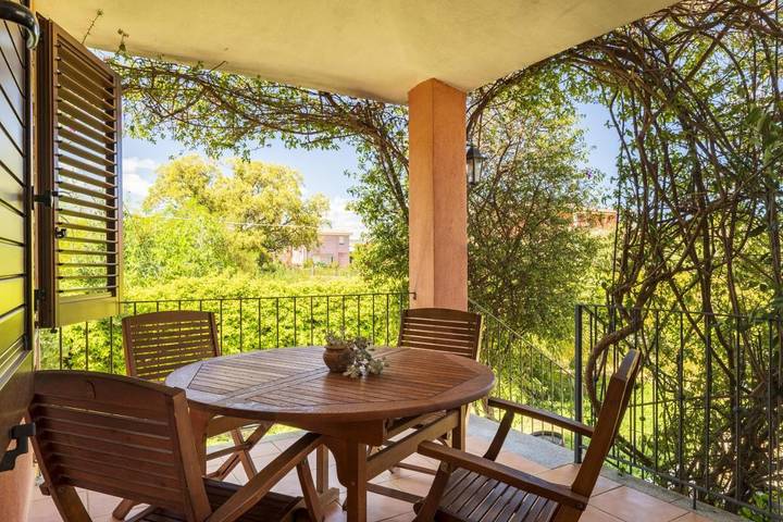 Casa vacanza per 4 persone, con giardino e panorama, con animali domestici in Arbatax