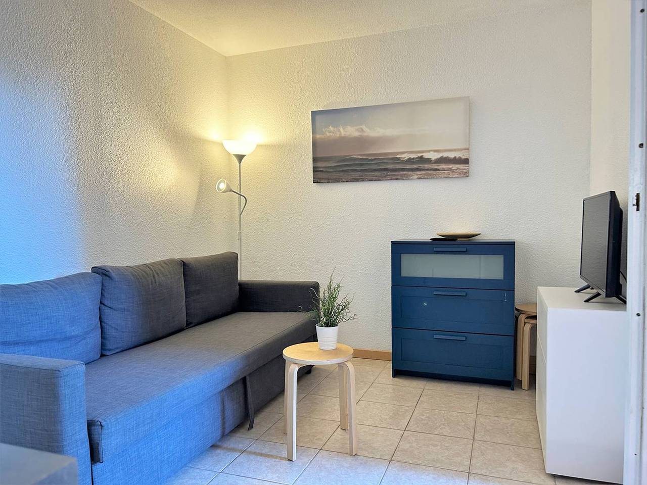 Entire apartment, Ground Floor Apartment with Garden, Near Beach, 4 Sleeps, Bormes-les-Mimosas in Bormes-les-Mimosas, Parc national Port-Cros