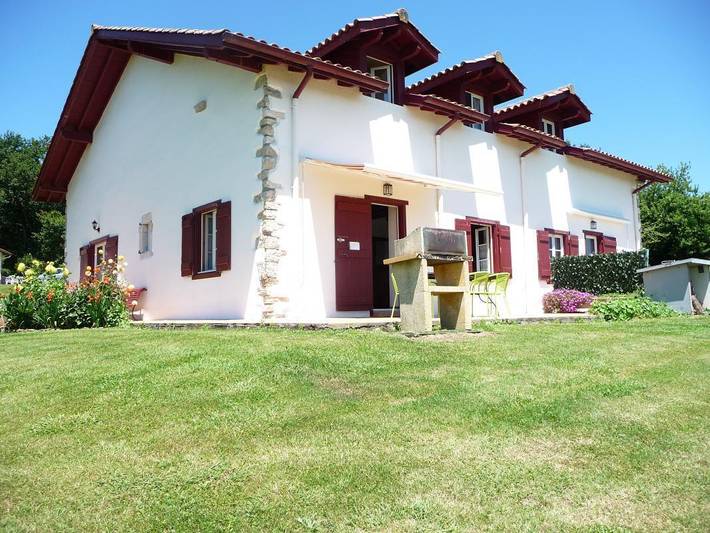 Gîte pour 6 personnes, avec Terrasse et Jardin