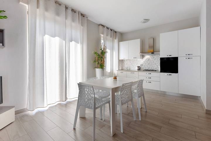 Ferienhaus für 7 Personen, mit Balkon am Gardasee - 2