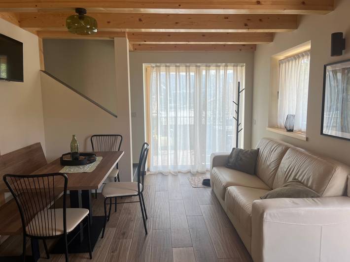 Casa de férias 'Casa Mirtillo' com varanda, Wi-Fi e ar condicionado in Tassullo, Ville d'Anaunia