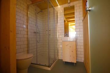 Glamping for 5 People in Point Clear, St Osyth, Photo 1