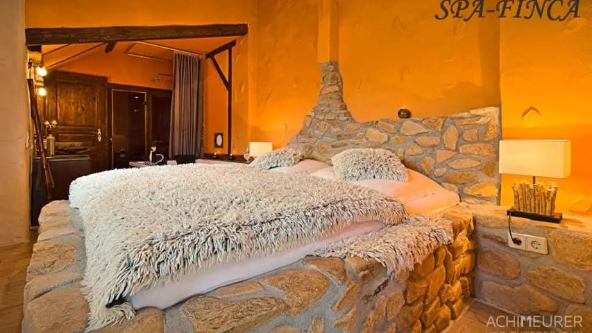 Ferienhaus für 4 Personen, mit Sauna und Terrasse sowie Pool in Grimma