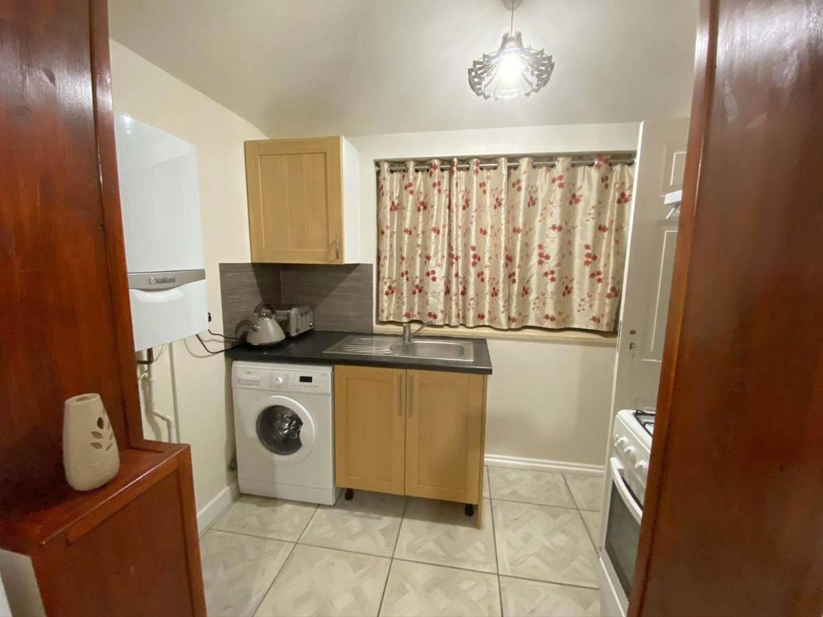 Family Studio in Blackbird Leys, Oxford