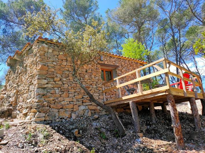 Gîte pour 2 personnes, avec piscine ainsi que jardin et vue à Tourves - 2