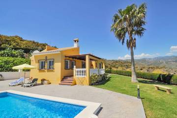 Villa voor 4 Personen in Nerja, Costa del Sol, Afbeelding 3