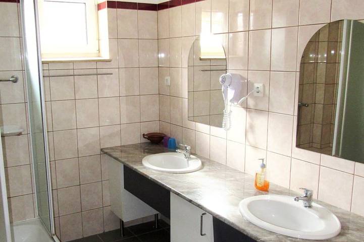 Rustikaler Charme – Suite 8601 mit zwei Schlafzimmern in Dunaszentmiklós, Kleingebiet Totis